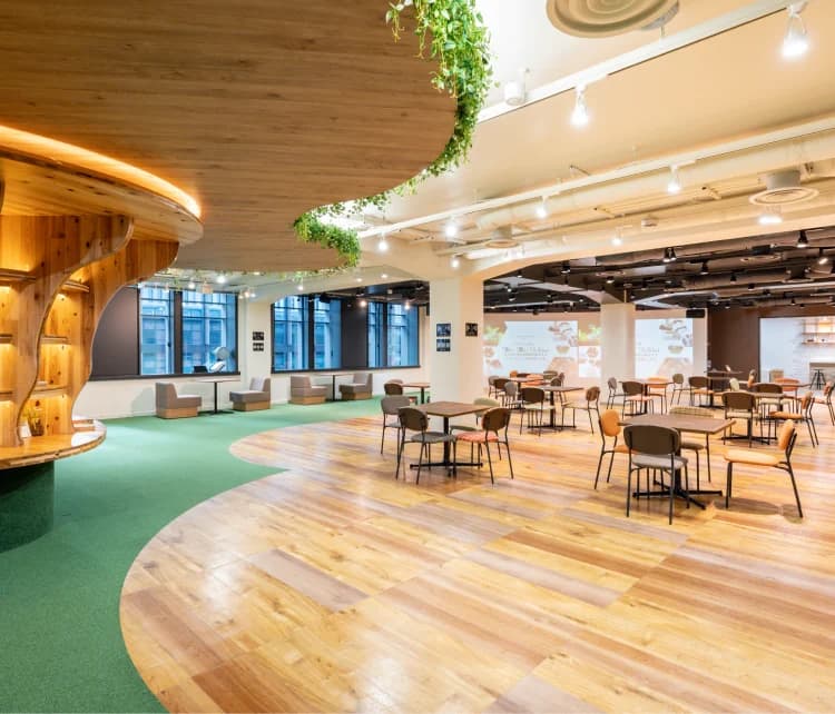 AgVenture Lab のイベントスペースに集まる参加者